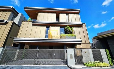 For rent and for sale 5 bedrooms house in Wang Thonglang, Bangkok