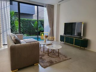 For rent and for sale 5 bedrooms house in Wang Thonglang, Bangkok