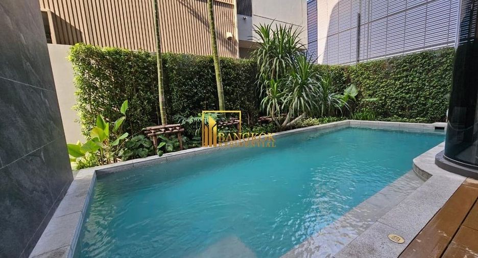 For rent and for sale 5 bedrooms house in Wang Thonglang, Bangkok