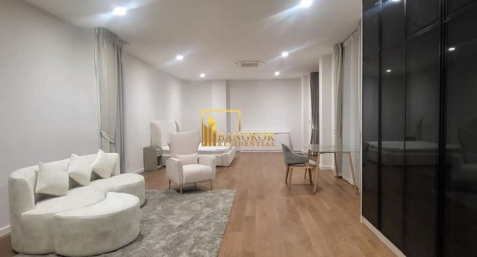 For rent and for sale 5 bedrooms house in Wang Thonglang, Bangkok