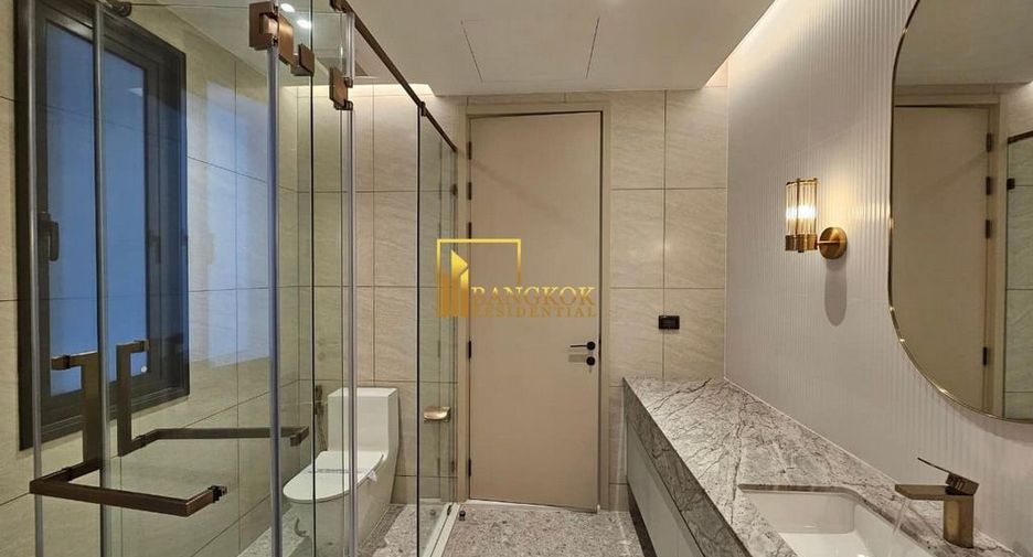 For rent and for sale 5 bedrooms house in Wang Thonglang, Bangkok