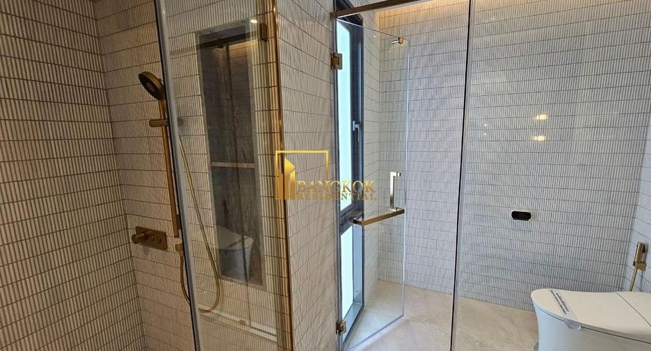 For rent and for sale 5 bedrooms house in Wang Thonglang, Bangkok