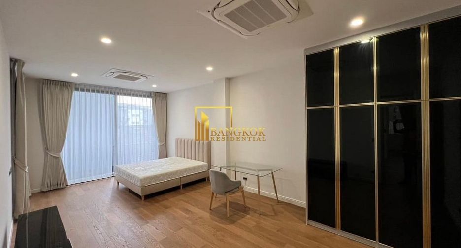 For rent and for sale 5 bedrooms house in Wang Thonglang, Bangkok