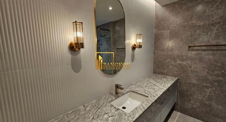 For rent and for sale 5 bedrooms house in Wang Thonglang, Bangkok