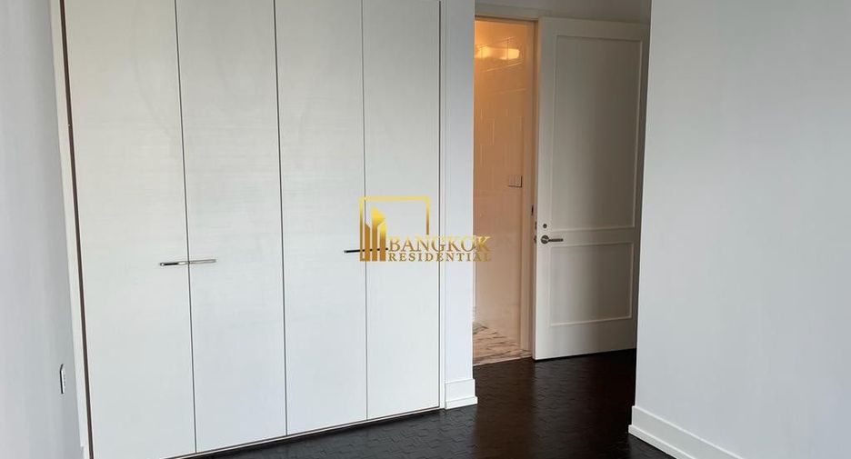 Condo en alquiler y en venta de 3 habitaciones en Sathon, Bangkok