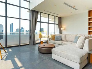 À vendre 4 chambres condo à Watthana, Bangkok