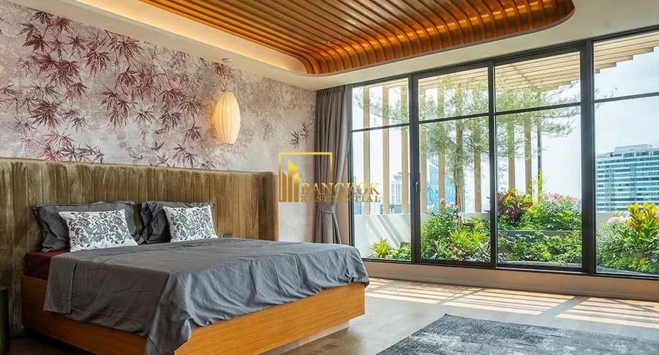 For sale 4 ベッドルーム condo in Watthana, Bangkok