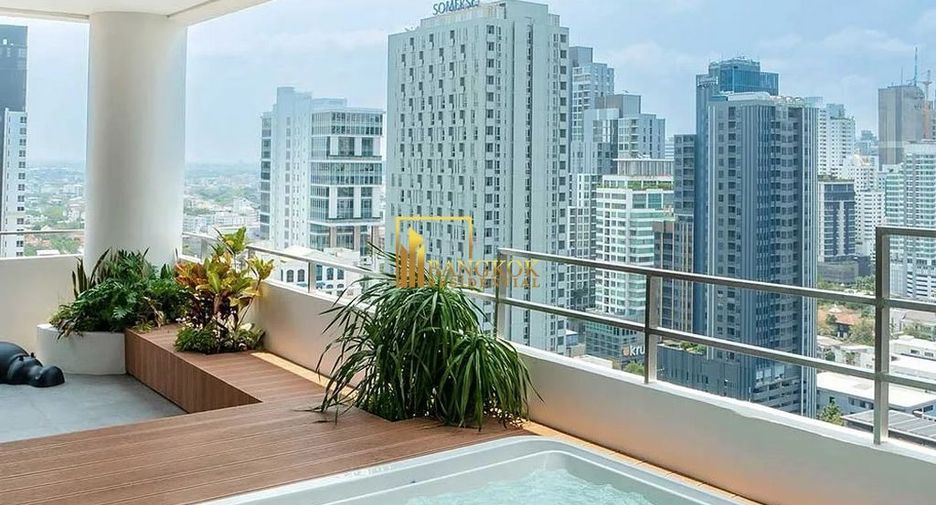 For sale 4 ベッドルーム condo in Watthana, Bangkok
