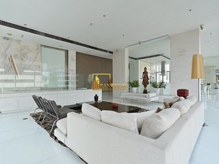 Condo en venta de 3 habitaciones en Sathon, Bangkok