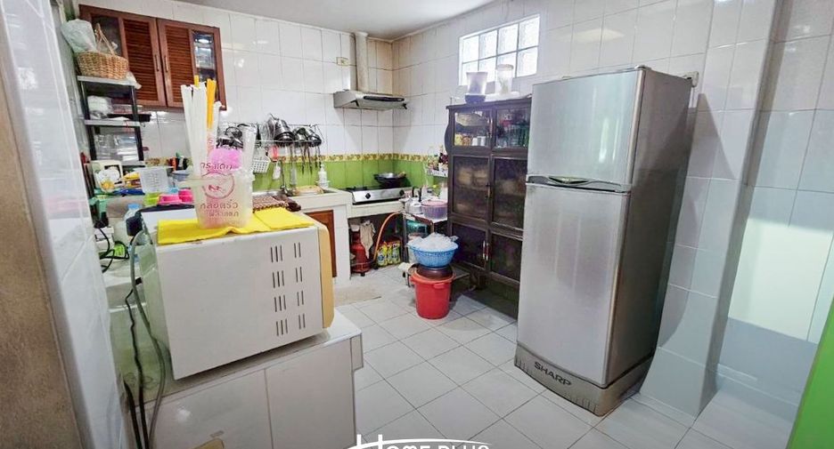 Casa adosada en venta de 4 habitaciones en Phasi Charoen, Bangkok