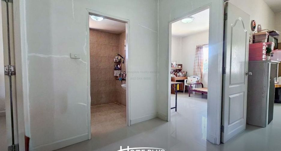 Casa adosada en venta de 4 habitaciones en Phasi Charoen, Bangkok