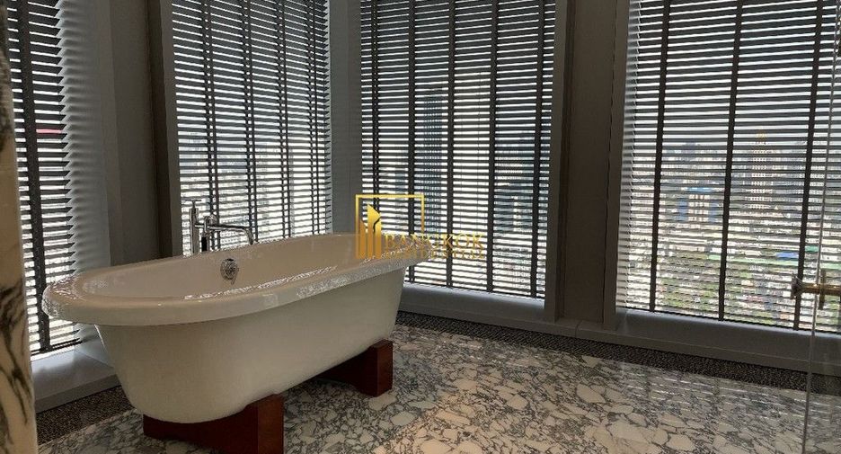 Condo en alquiler y en venta de 3 habitaciones en Sathon, Bangkok