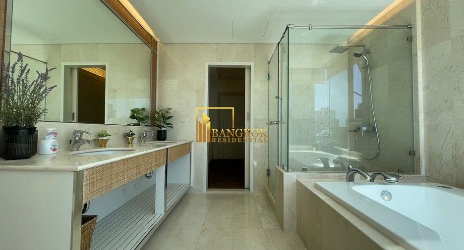 Wohnung zur Miete und zum Kauf mit 4 Zimmer in Khlong Toei, Bangkok