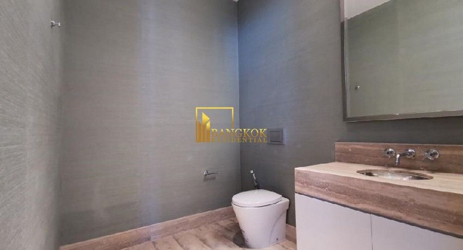 Condo en alquiler y en venta de 3 habitaciones en Sathon, Bangkok