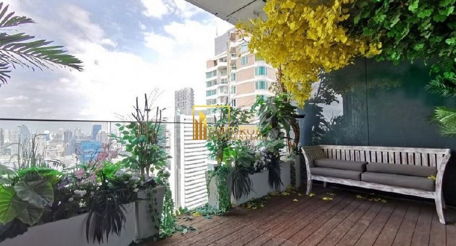 Condo en alquiler y en venta de 3 habitaciones en Sathon, Bangkok