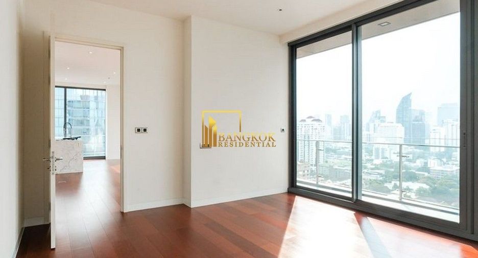 Wohnung zur Miete und zum Kauf mit 3 Zimmer in Watthana, Bangkok