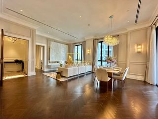 For rent and for sale 2 bedrooms condo in Pathum Wan, Bangkok