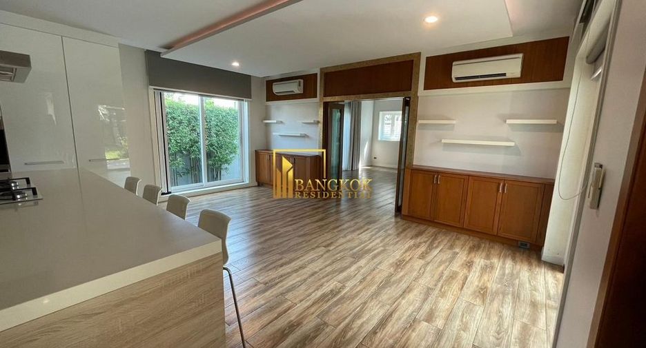 Haus zur Miete und zum Kauf mit 5 Zimmer in Suan Luang, Bangkok