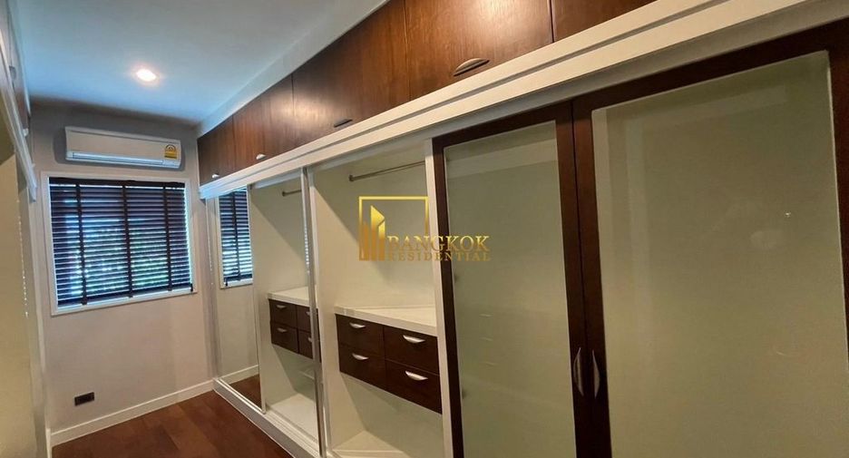 Haus zur Miete und zum Kauf mit 5 Zimmer in Suan Luang, Bangkok