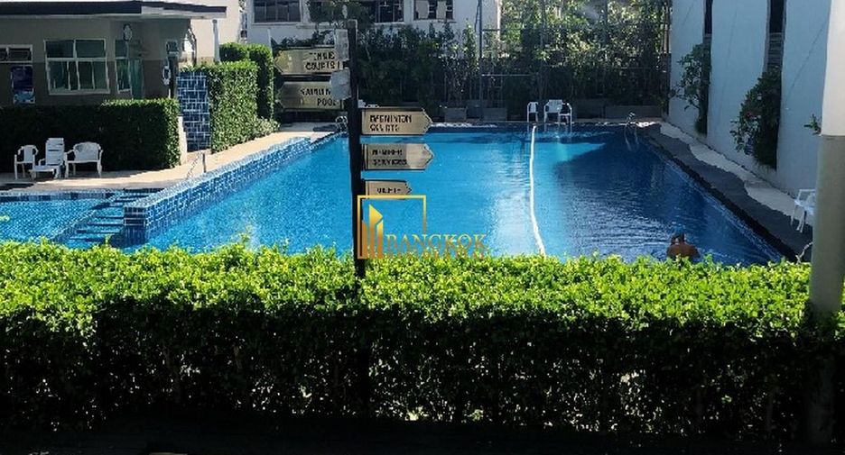 Haus zur Miete und zum Kauf mit 5 Zimmer in Suan Luang, Bangkok