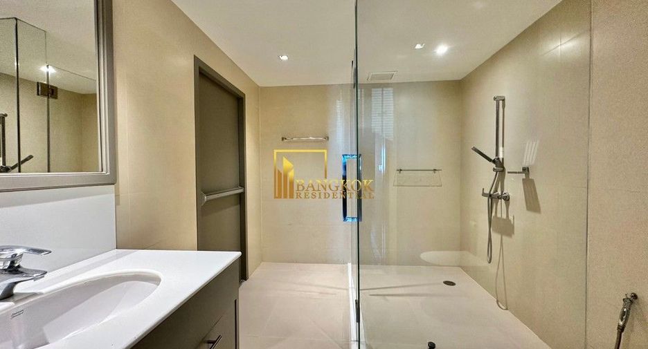 Аренда и продажа 3 спальни кондо в Кхлонг Тоеи, Бангкок