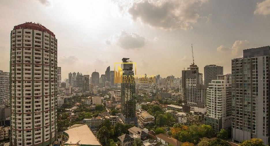 À vendre 5 chambres condo à Watthana, Bangkok