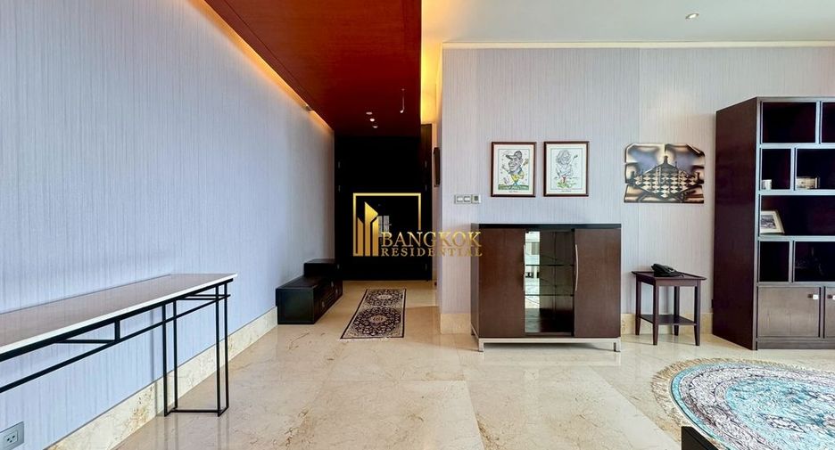 À louer et à vendre 3 chambres condo à Sathon, Bangkok