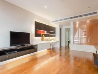 For sale 3 bedrooms condo in Khlong Toei, Bangkok