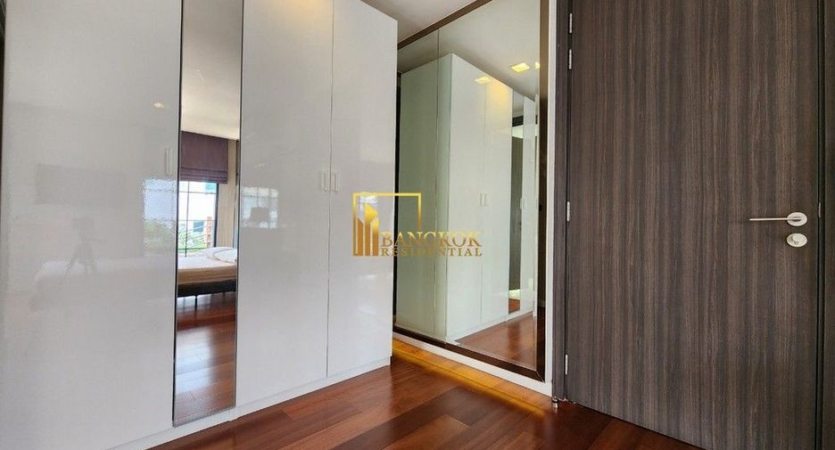 À louer et à vendre 4 chambres maison à Watthana, Bangkok