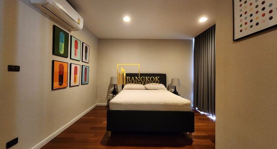 À louer et à vendre 4 chambres maison à Watthana, Bangkok