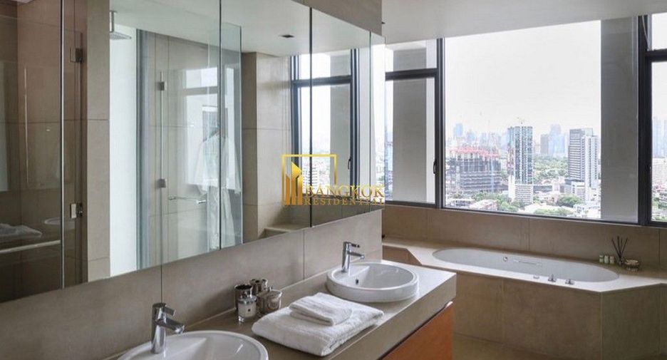 For rent and for sale 3 bedrooms condo in Sathon, Bangkok