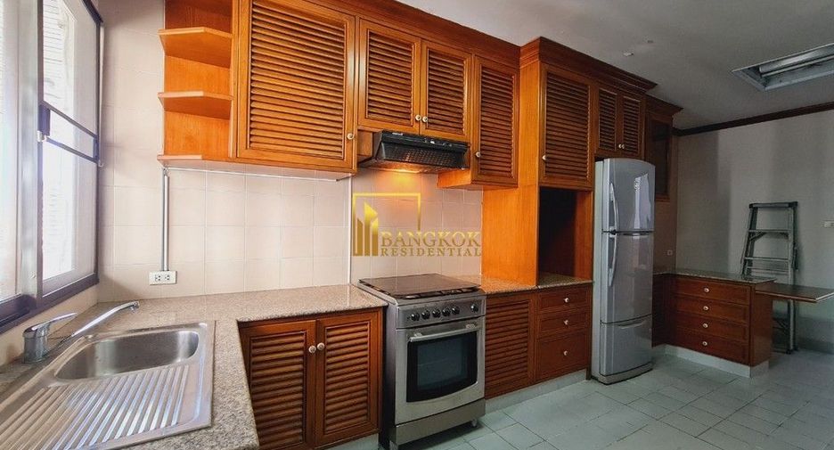 Аренда и продажа 3 спальни кондо в Кхлонг Тоеи, Бангкок