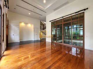 À vendre 4 chambres maison à Watthana, Bangkok