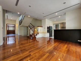 À vendre 4 chambres maison à Watthana, Bangkok