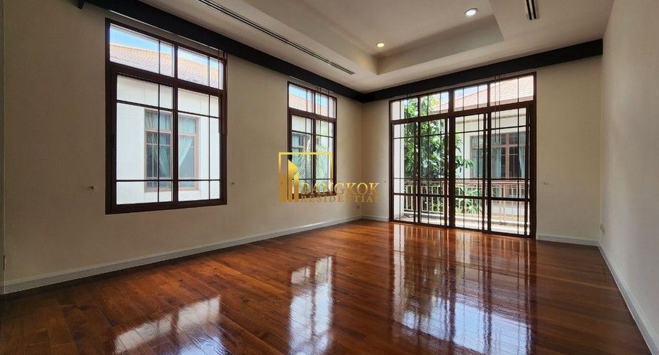 À vendre 4 chambres maison à Watthana, Bangkok
