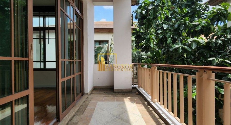 À vendre 4 chambres maison à Watthana, Bangkok