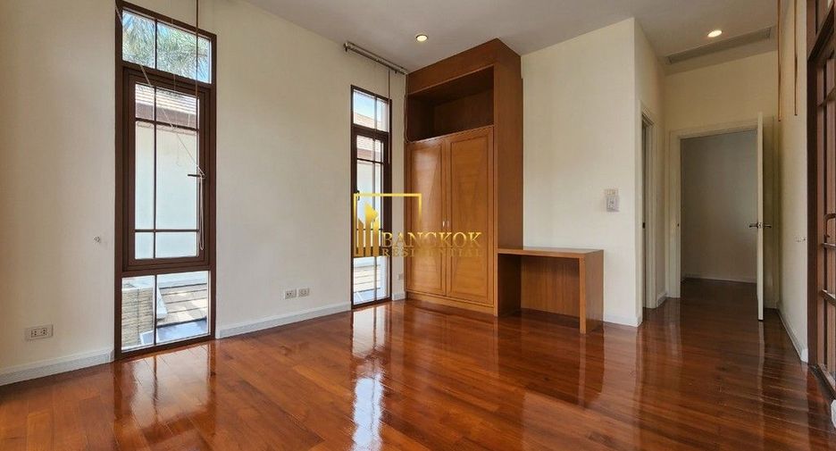 À vendre 4 chambres maison à Watthana, Bangkok
