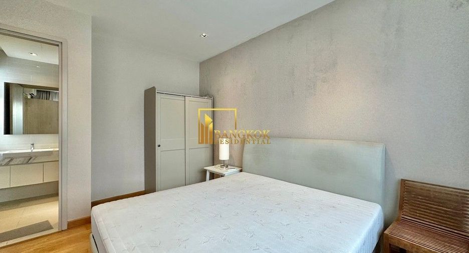 Casa en alquiler y en venta de 5 habitaciones en Huai Khwang, Bangkok