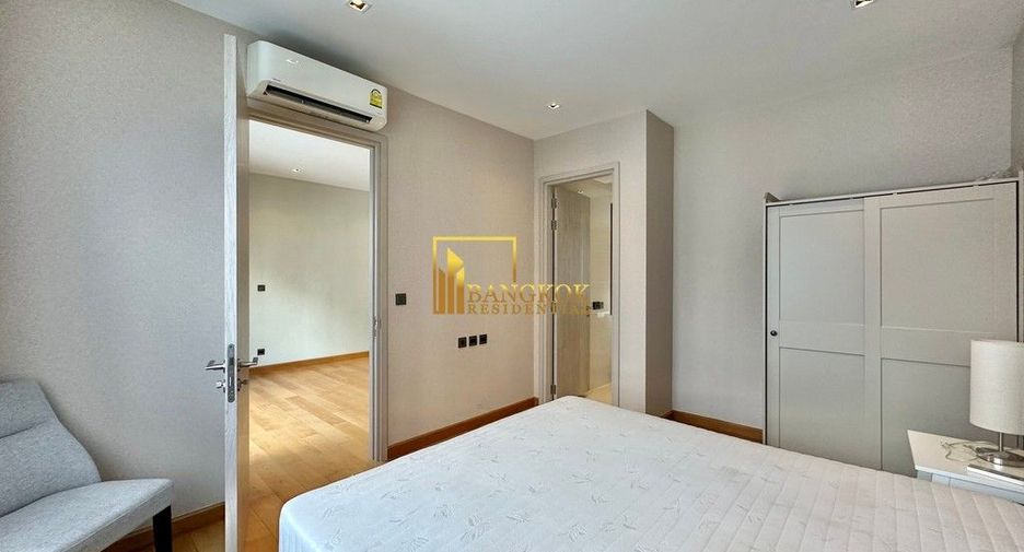 Casa en alquiler y en venta de 5 habitaciones en Huai Khwang, Bangkok
