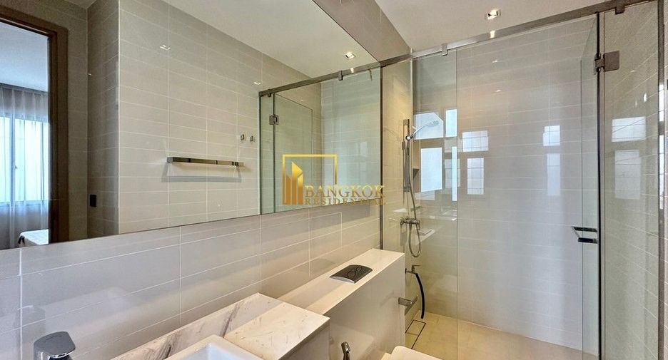 Casa en alquiler y en venta de 5 habitaciones en Huai Khwang, Bangkok