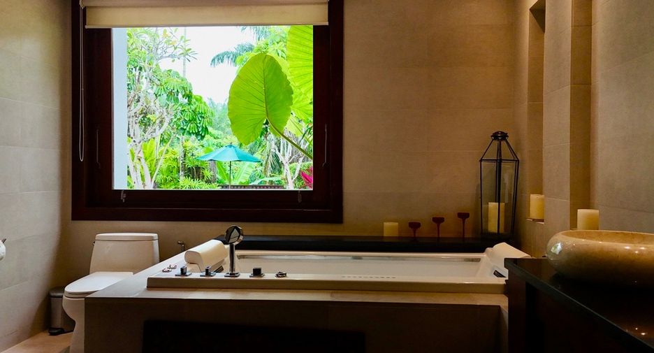 For sale 4 bedrooms villa in Mueang Krabi, Krabi