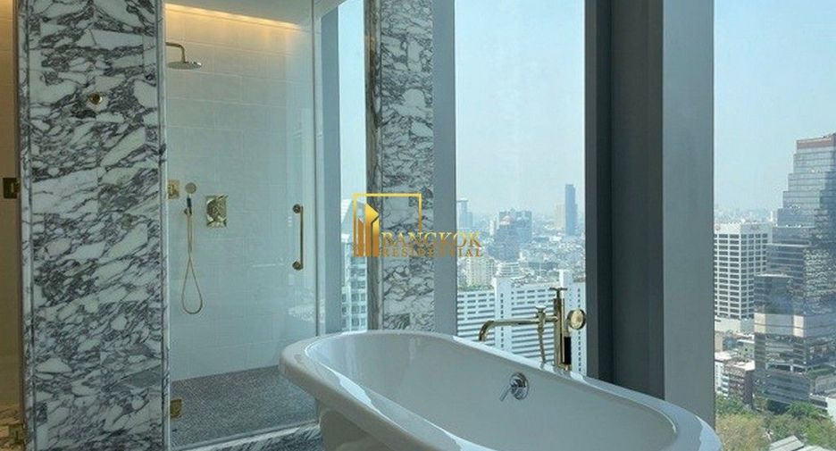 Condo en alquiler y en venta de 3 habitaciones en Sathon, Bangkok