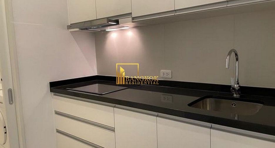 Condo en alquiler y en venta de 3 habitaciones en Sathon, Bangkok