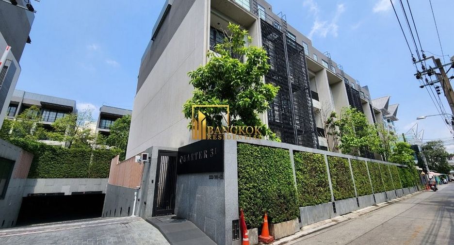À louer et à vendre 4 chambres maison à Watthana, Bangkok
