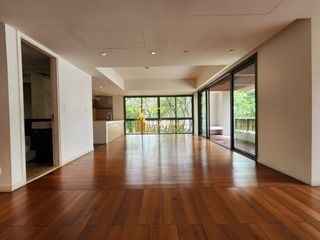 For rent and for sale 4 bedrooms condo in Yan Nawa, Bangkok