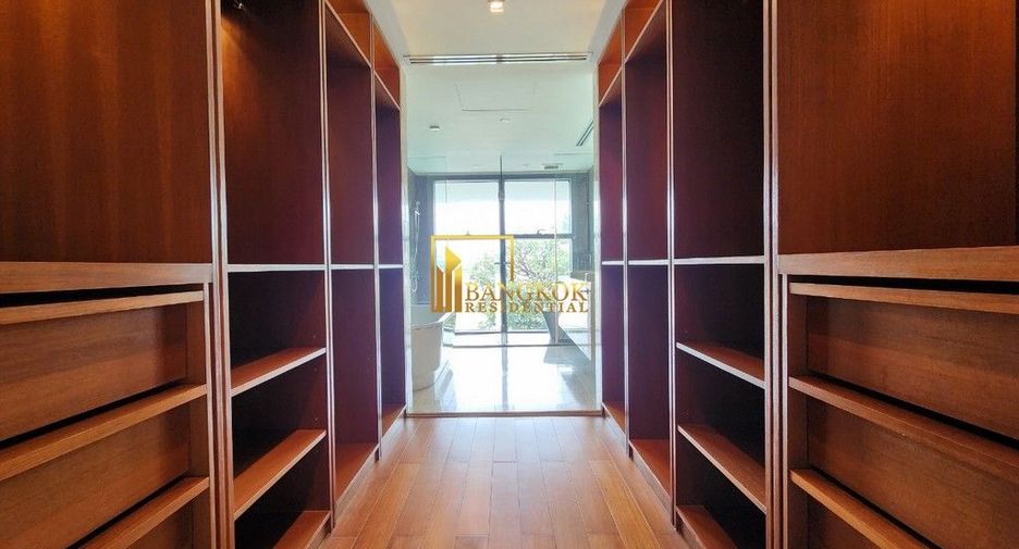 For rent and for sale 4 bedrooms condo in Yan Nawa, Bangkok