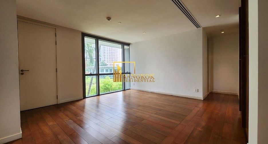 For rent and for sale 4 bedrooms condo in Yan Nawa, Bangkok