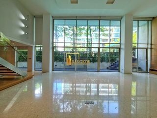 Wohnung zum Kauf mit 4 Zimmer in Khlong Toei, Bangkok