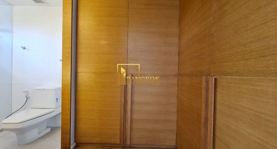 Продажа 4 спальни кондо в Кхлонг Тоеи, Бангкок