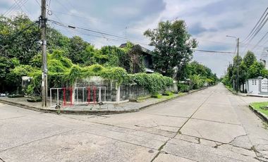 For sale 4 bedrooms house in Prawet, Bangkok